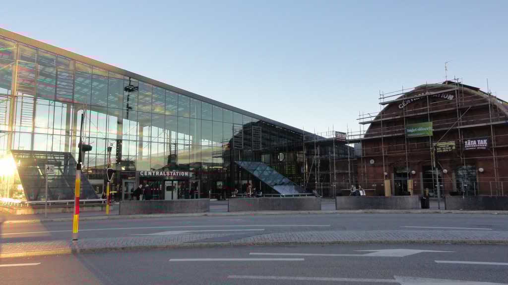 http://s5.picofile.com/file/8144916076/232.jpg
