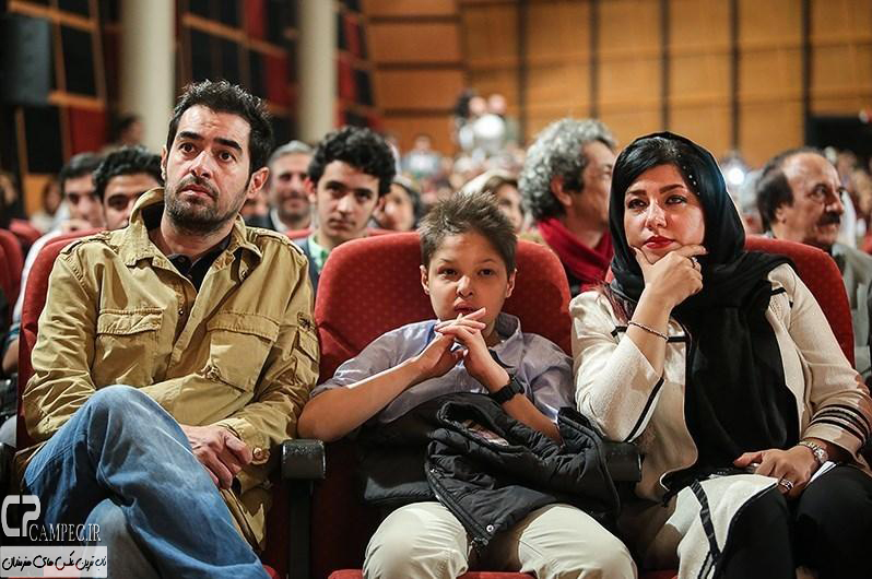 شهاب حسینی و همسر و پسرش در مراسم افتتاحیه فیلم سینمایی ساکن طبقه وسط