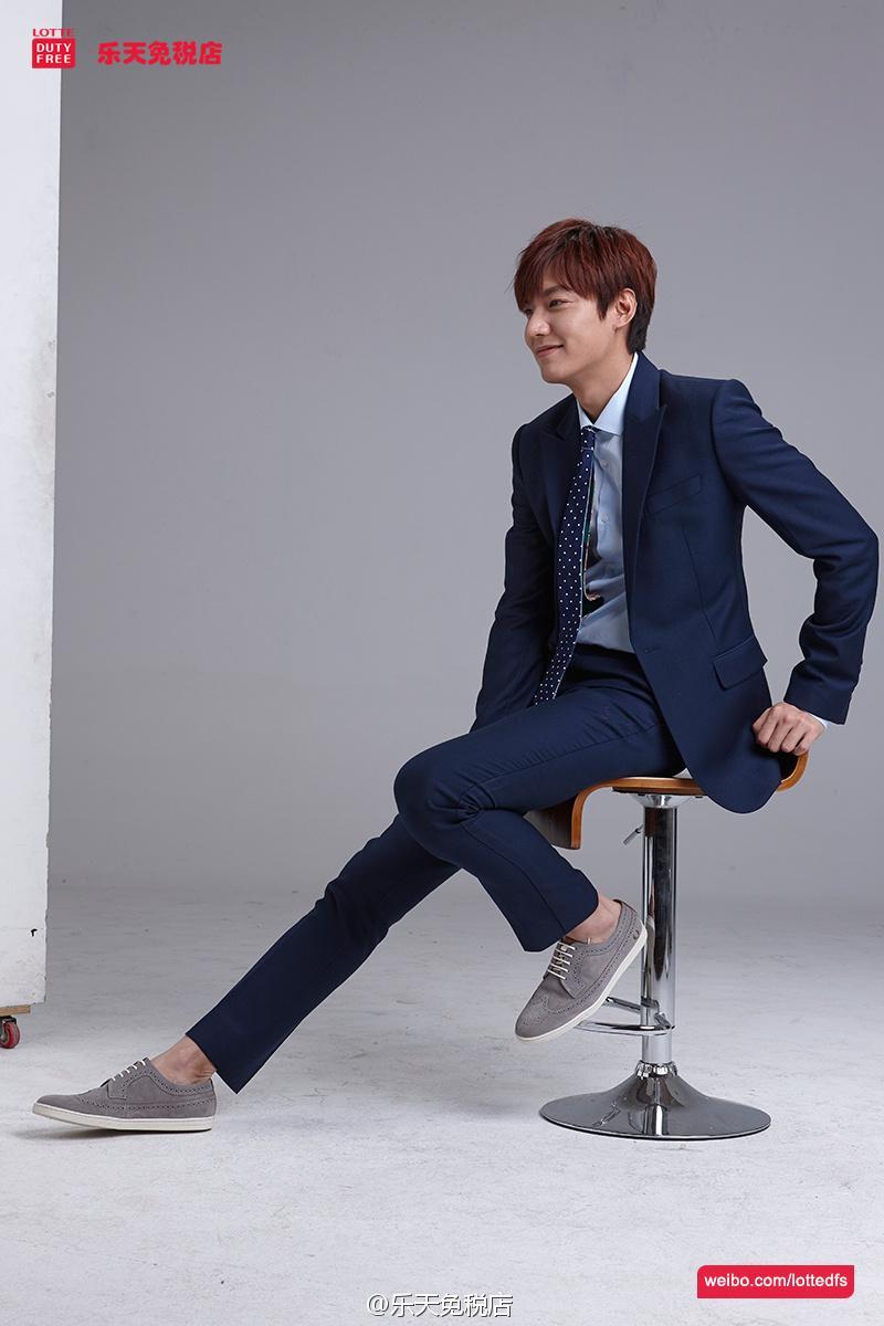 http://s5.picofile.com/file/8146478368/lotte3.jpg