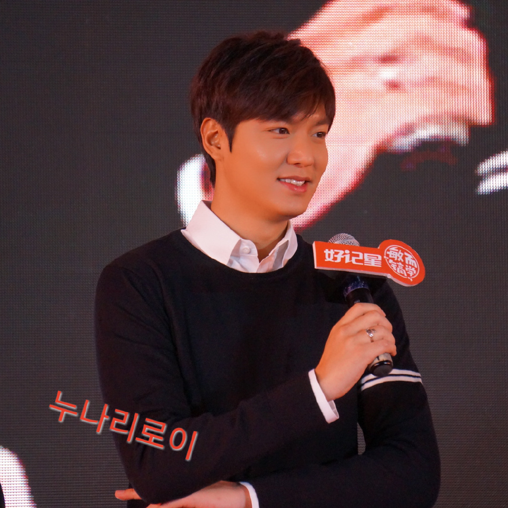 http://s5.picofile.com/file/8146645026/bdj8dwsn68o07g7r93t7.jpg
