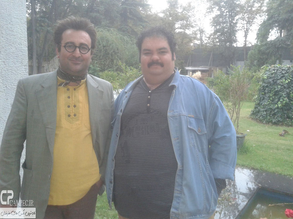 علی برقی و مهران احمدی در پشت صحنه سریال ابله