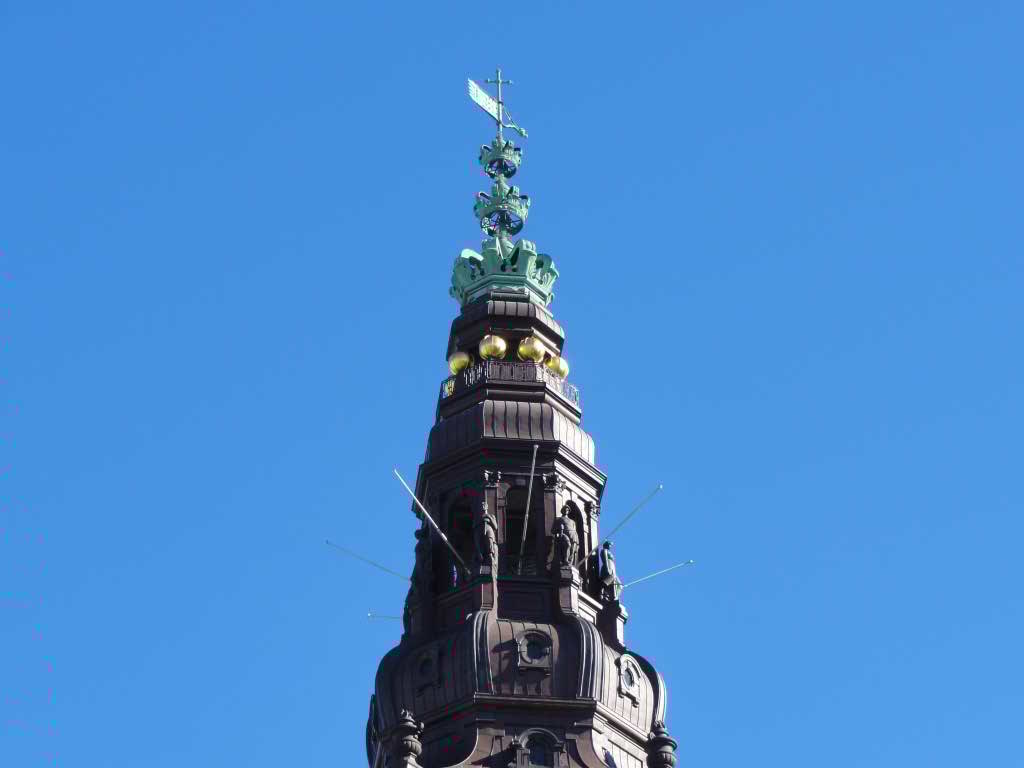 http://s5.picofile.com/file/8147245926/315.jpg