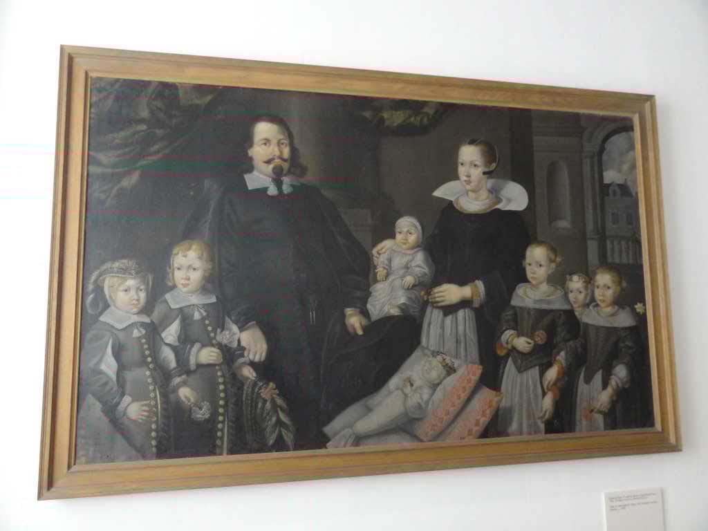 http://s5.picofile.com/file/8147246242/362.jpg