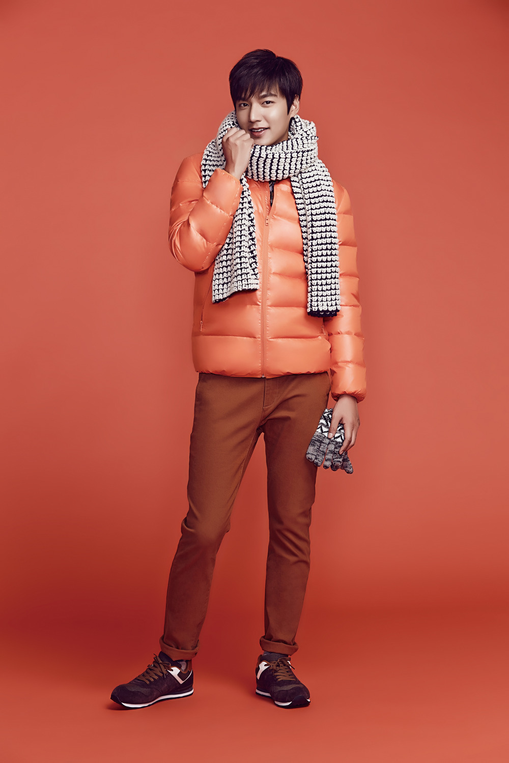 http://s5.picofile.com/file/8147515150/semir140.jpg