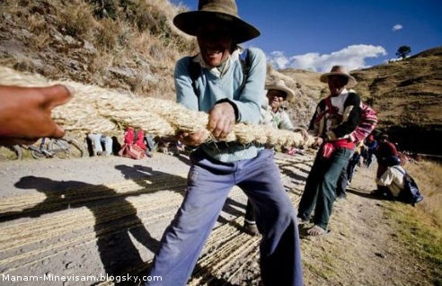 ساخت پل با دست در پرو