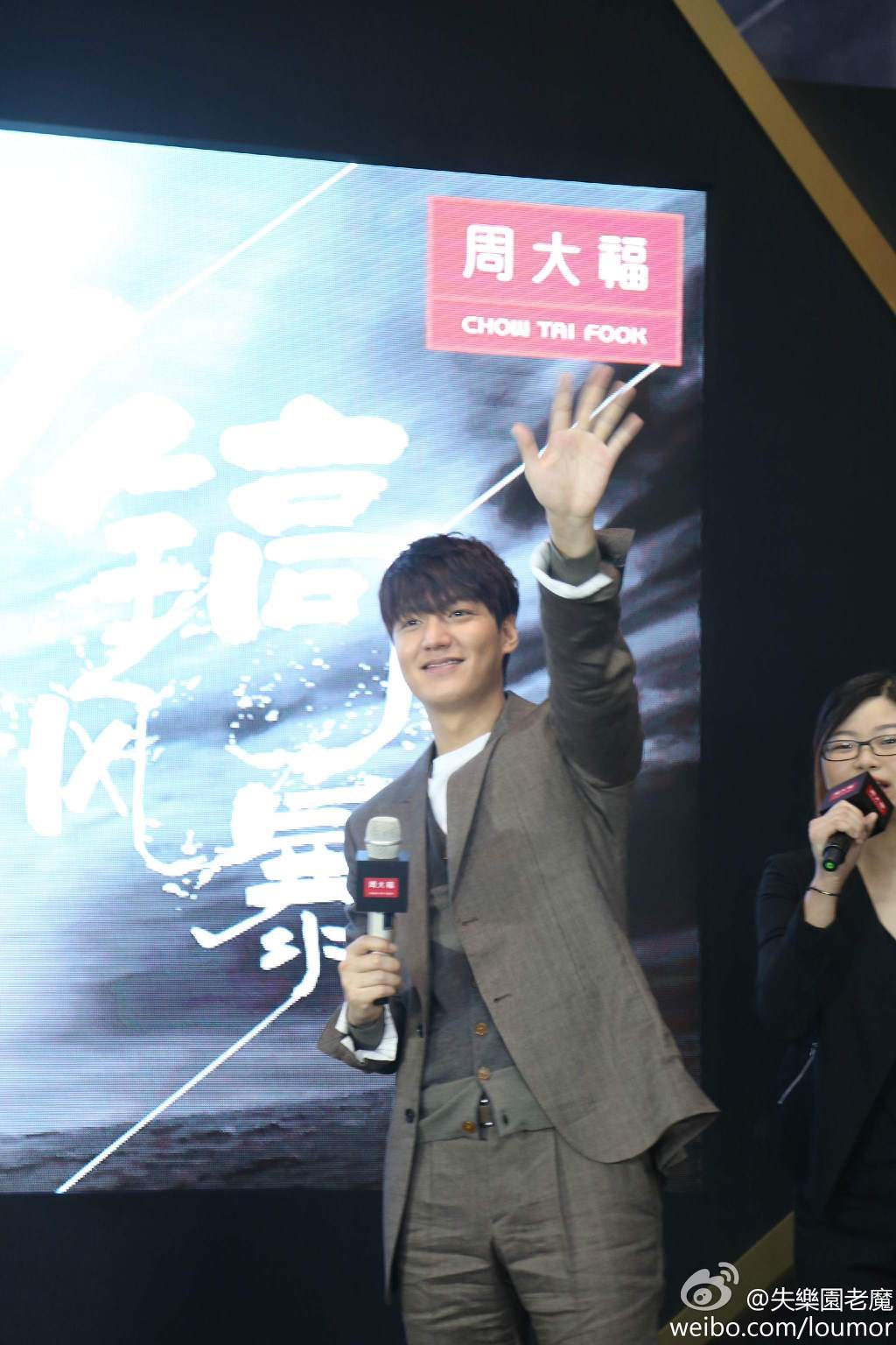 http://s5.picofile.com/file/8149510676/qlws8ve5q5hq3iqcv8hl.jpg
