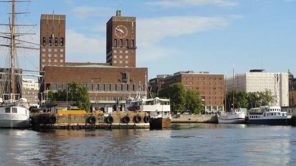 http://s5.picofile.com/file/8149521800/530.jpg