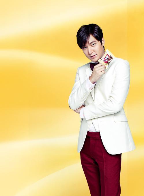 http://s5.picofile.com/file/8150442568/y98jx8ngjyrqaxjr2o7b.jpg