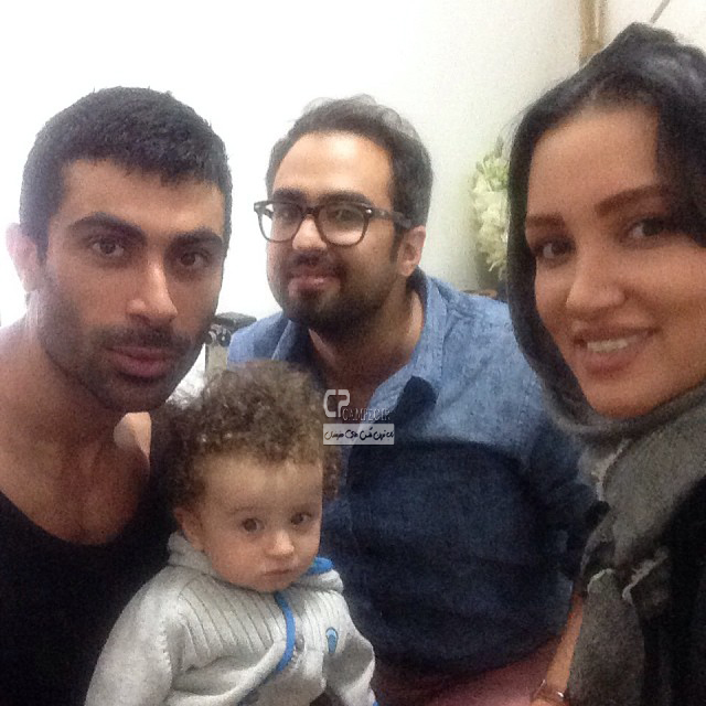 عکس جدید روناک یونسی با همسر و فرزندش