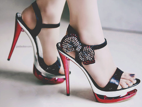 http://s5.picofile.com/file/8153506850/beautiful_black_white_red_bow_cute_fashion_gorgeous_Favim_com_99561.jpg