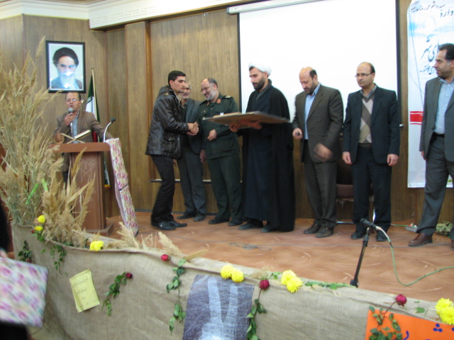 یادو.اره 
دانشجوی شهید شهرستان کمیجان
