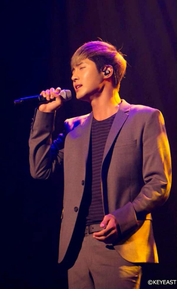 [Photo] Kim Hyun Joong - Japan Mobile Site Update [14.12.08]