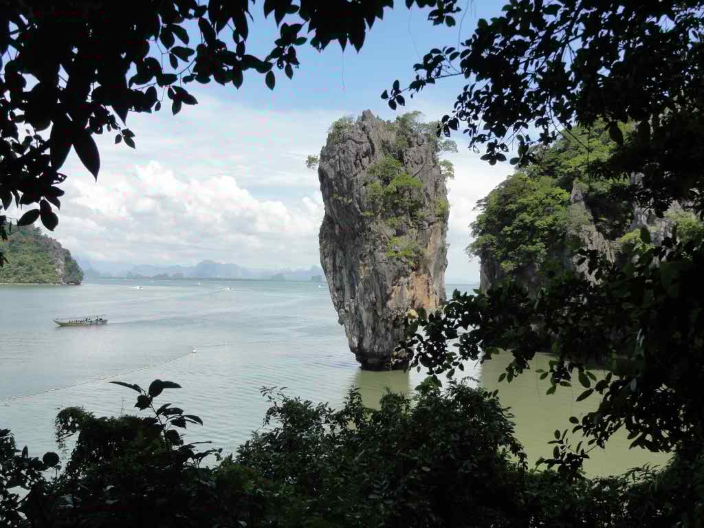 http://s5.picofile.com/file/8156731926/595.jpg