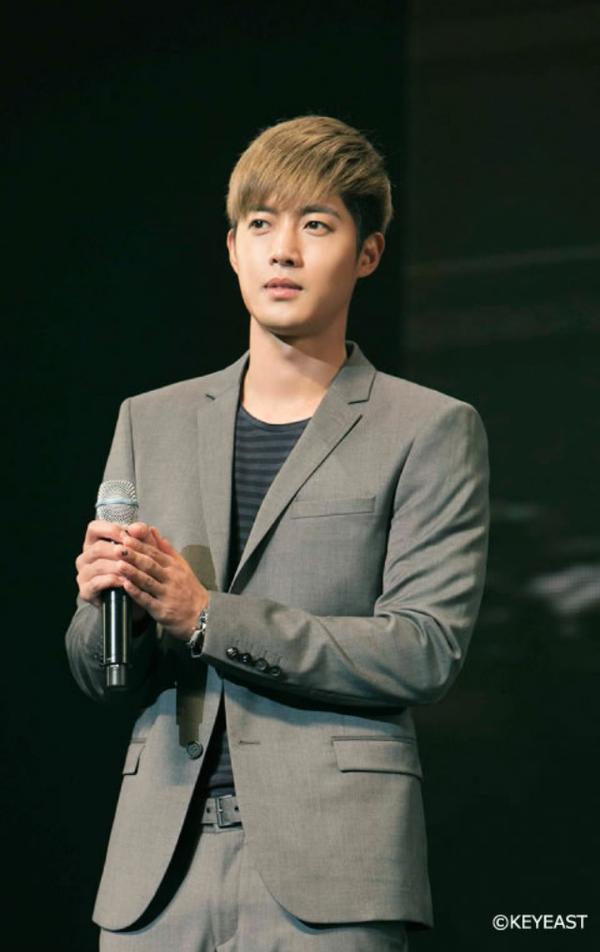 [Photo] Kim Hyun Joong - Japan Mobile Site Update [14.12.15]