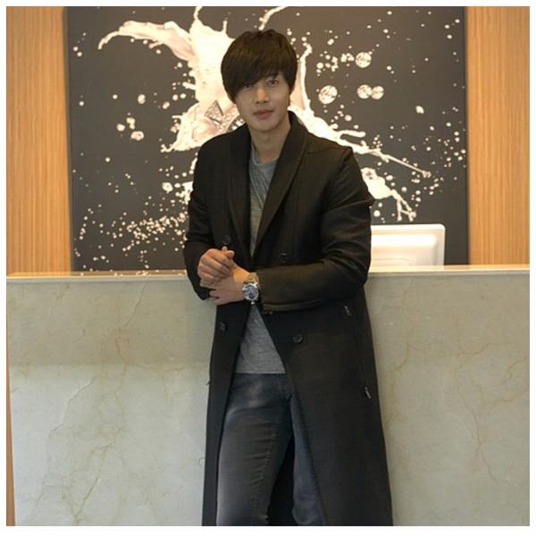Kim Hyun Joong At The Opening Of The Store LuxBene In Busan New Photos 14.12.22