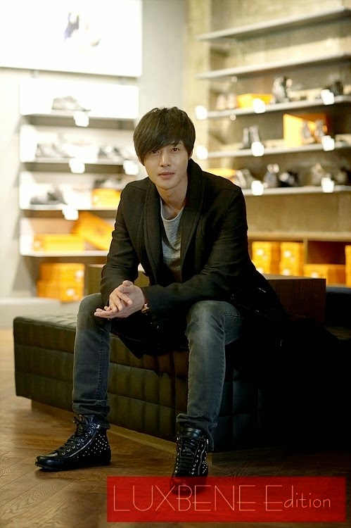 [Photo] Kim Hyun Joong - LUXBENE Edition Store Opening in Busan [14.12.22]