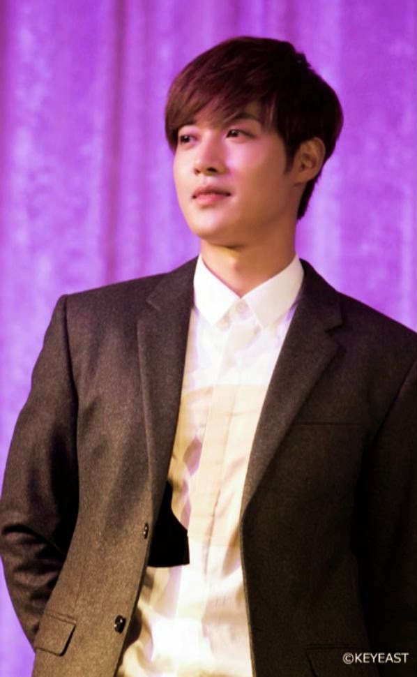 [Photo] Kim Hyun Joong - Japan Mobile Site Update [15.01.05]