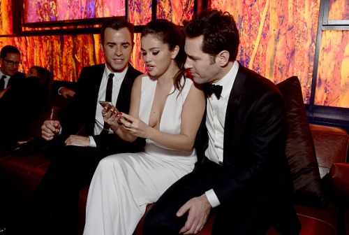سلنا گومز و دوستانش در مهمانی HBO’s Official Golden Globe Awards 