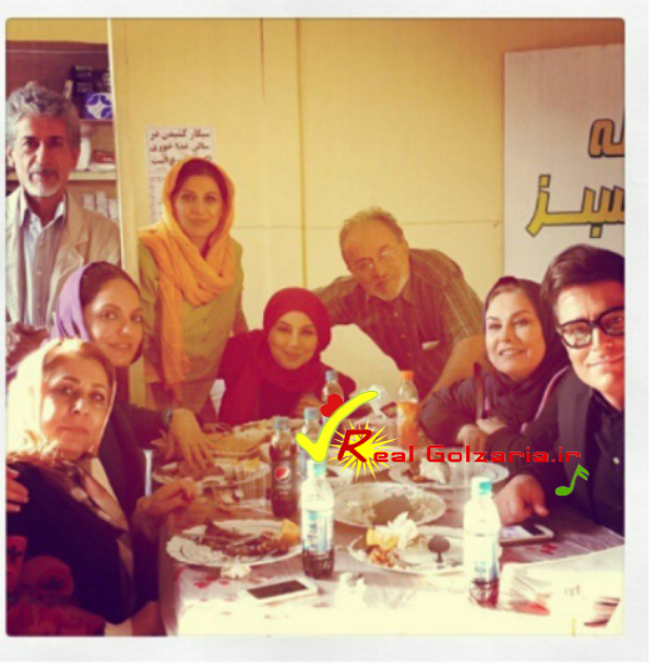 جمع خودمونی محمدرضا گلزار و همکارانش در سریال «عشق تعطیل نیست »