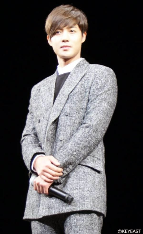 [Photo] Kim Hyun Joong - Japan Mobile Site Update [15.01.29]