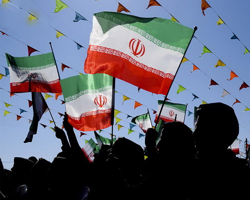 آغاز برنامه های دهه مبارک فجر 93 با نواختن زنگ انقلاب
