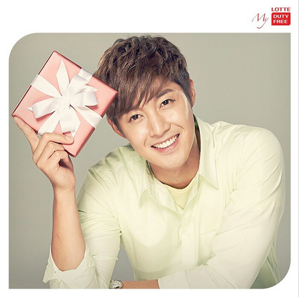 [Photo] Kim Hyun Joong - Lotte Duty Free Instagram Update For Valentine Day 2015 Photoshoot [15.02.12]