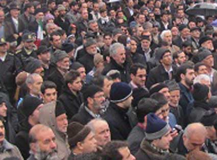 حضور اقشار مختلف مردم قاضی جهان در راهپیمایی 22 بهمن  
