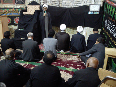 نماز مغرب و عشا و ایراد سخنرانی در مسجد چهارده معصوم