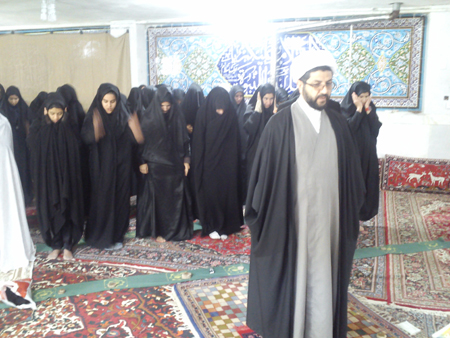 اقامه نماز و سخنرانی در هنرستان حضرت مریم (س) قهدریجان