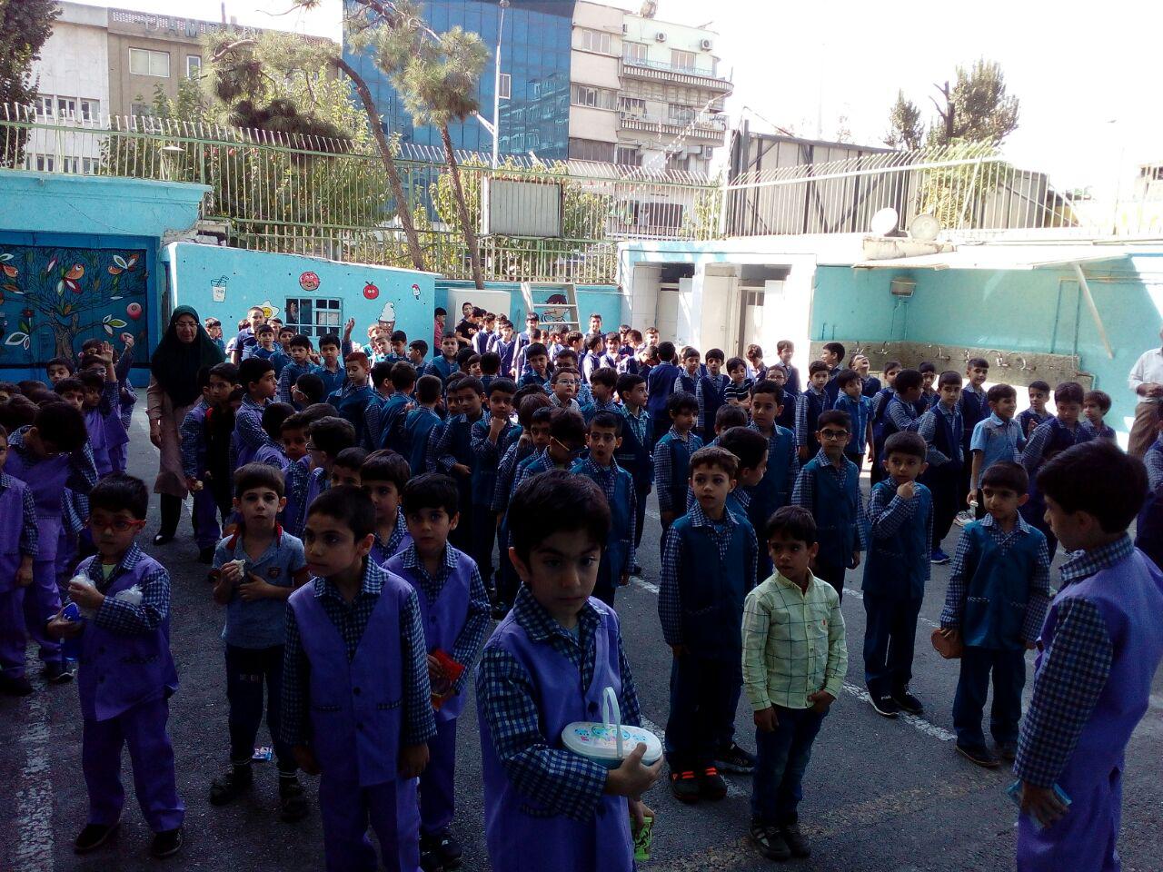 روز اول مهر دبستان شهید دکتر چمران